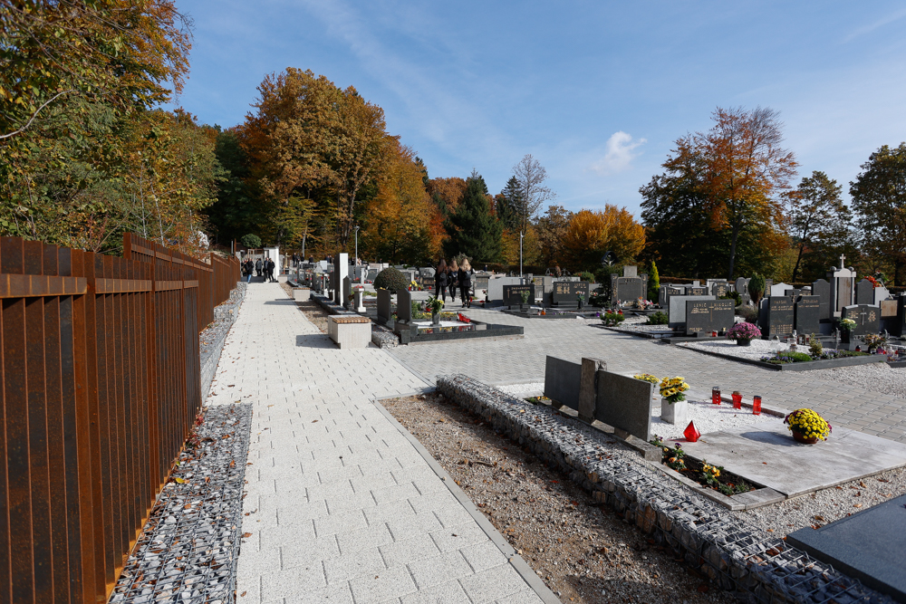 20211025 otvoritev razsirjenega pokopalisca Rudnik nrovan 006