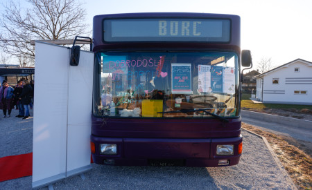 Avtobus Borc