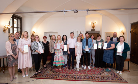 20220517 podelitev certifikatov LGBT prijazno apetkovsek 32