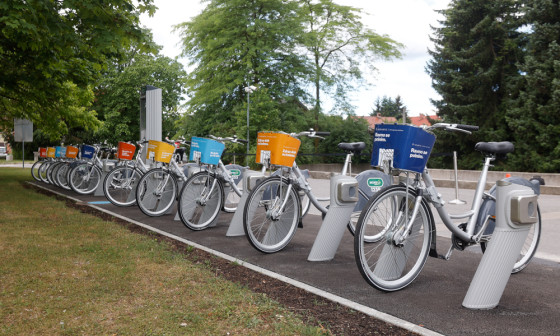 Nova postaja Bicikelj pred stavbo Leka. Foto: N. Rovan