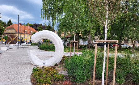 20220616 pitnik Trg MDB Vita Kontic Bezjak