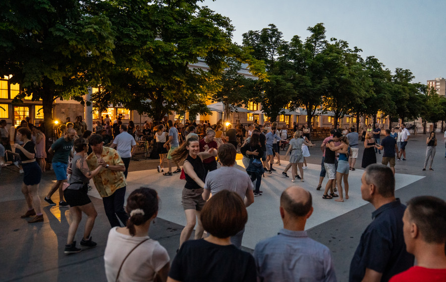 Ples na Plečnikovi ulici. Foto: Nino Kolarev, LPT