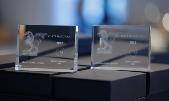 plaketa zlata maturantka in zlati maturant