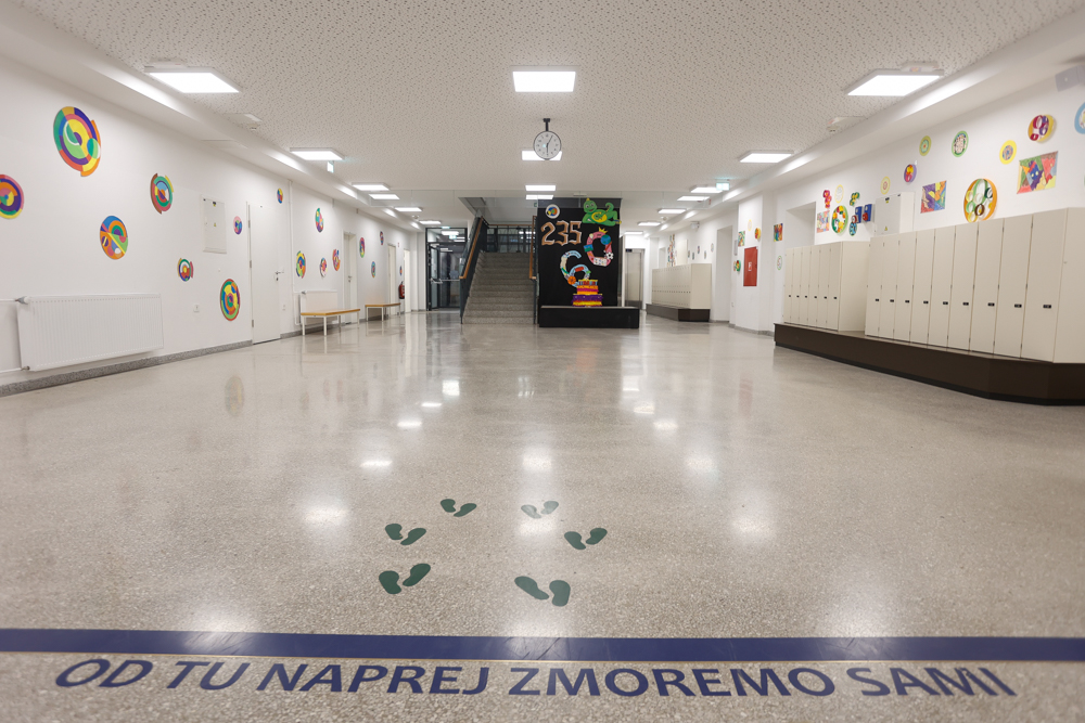 20221027 60 let OS Trnovo nrovan 011