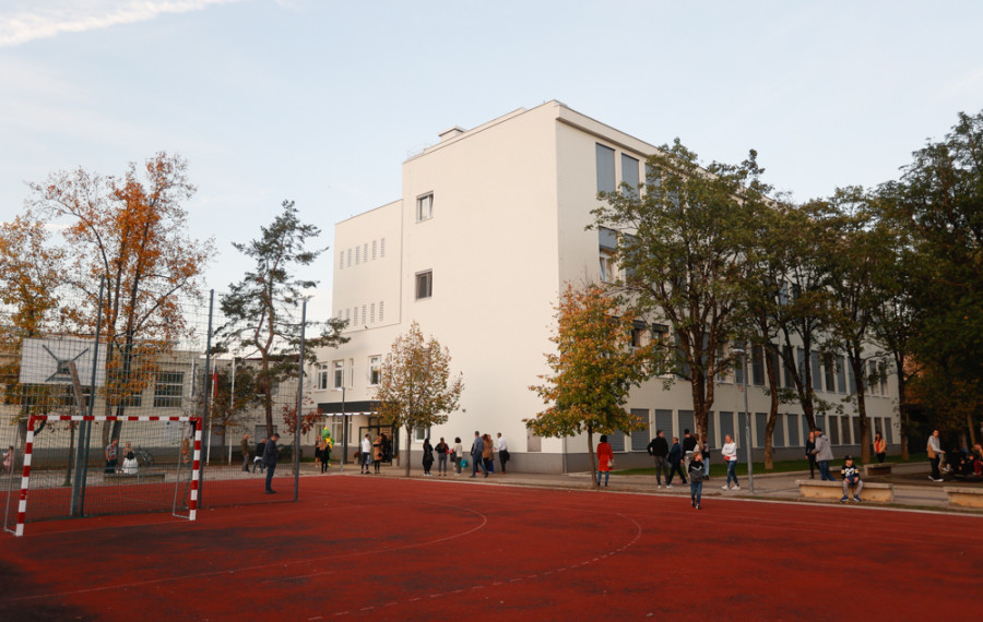OŠ Trnovo Foto: N. Rovan
