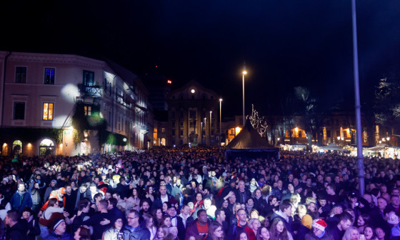 Silvestrovanje na prostem. Foto: N. Rovan
