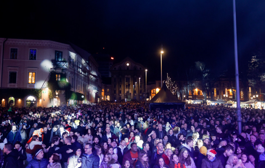 Silvestrovanje na prostem. Foto: N. Rovan