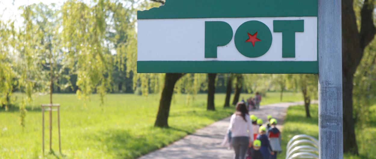 pohod po poti ob žici