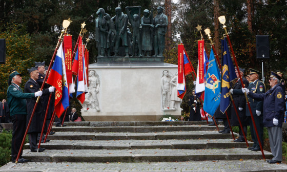 Spominska slovesnost na Urhu. Foto: N. Rovan