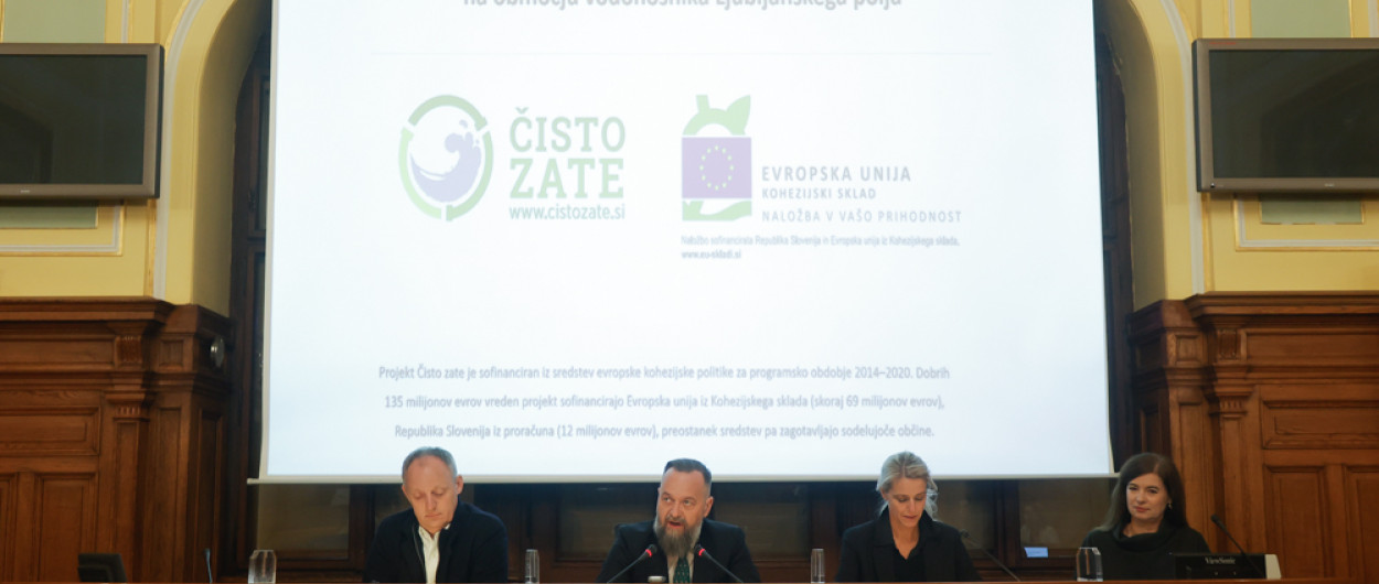 novinarska konferenca