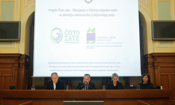 novinarska konferenca