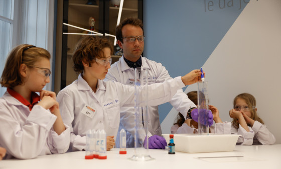 Eksperiment v laboratoriju. Foto: N. Rovan