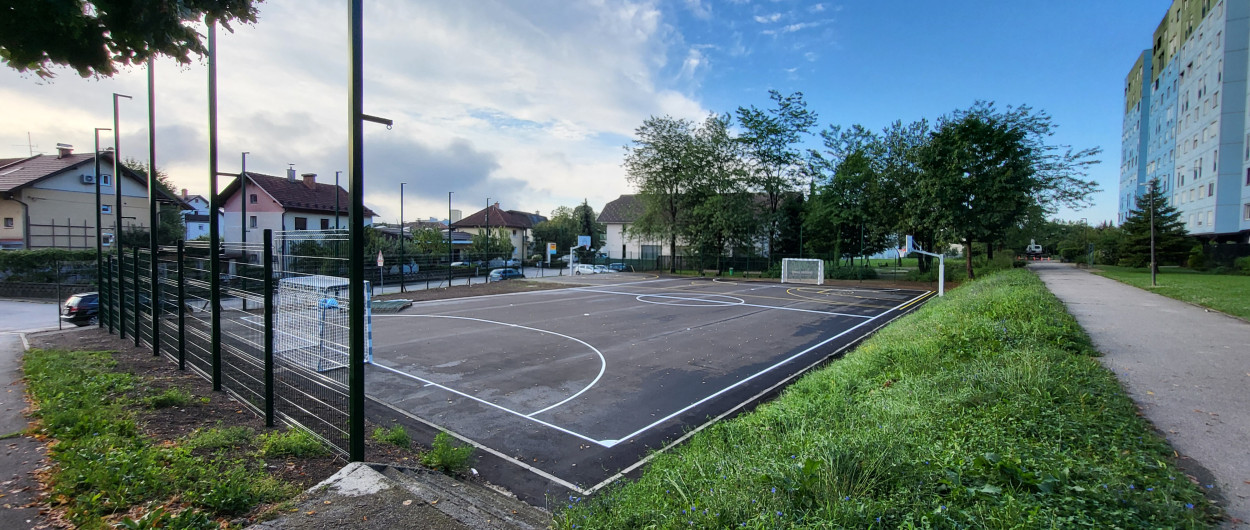 Prenovljeno športno igrišče v Dravljah. Foto: arhiv MOL