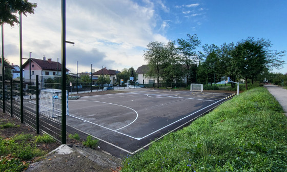 Prenovljeno športno igrišče v Dravljah. Foto: arhiv MOL