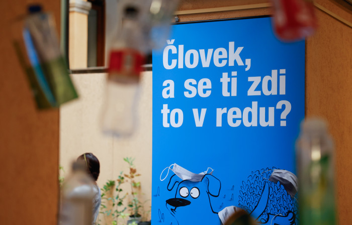 20240911 otvoritev razstave Clovek cuvaj svoje mesto nrovan 004