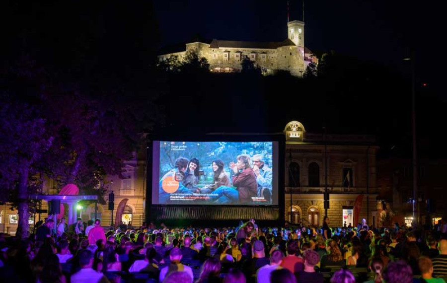 Letni kino na Kongresnem trgu. Foto: Katja Goljat, Kinodvor