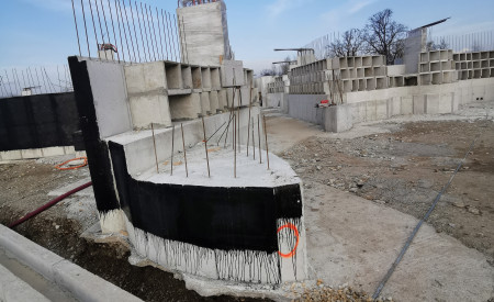 Siritev pokopalisca Zale 2020 Izgradnja zarnih nis, foto: arhiv MOL