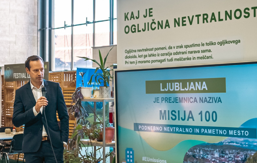 Predavanje kaj je ogljična nevtralnost. Foto: arhiv MOL