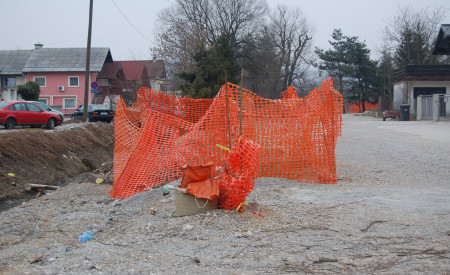 Vzpostavljanje komunalne infrastrukture na Rakovi jelši, foto: T. Berčič, vir: JHL