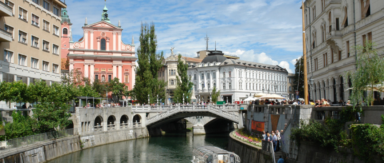 ladjica na ljubljanici