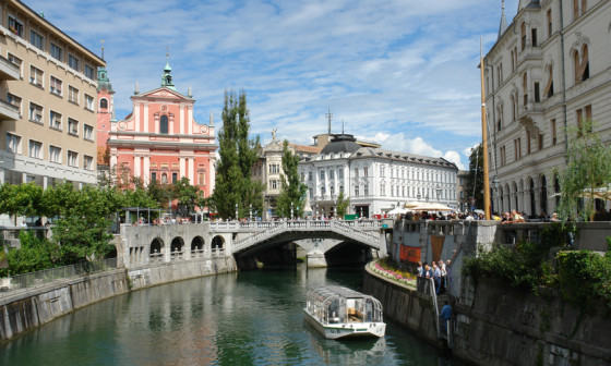 ladjica na ljubljanici