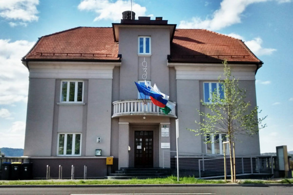 CS Polje vir CS Polje