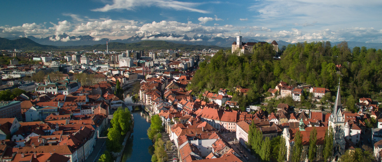 pogled na Ljubljano iz zraka