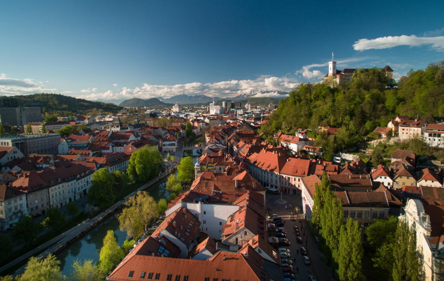 pogled na Ljubljano iz zraka