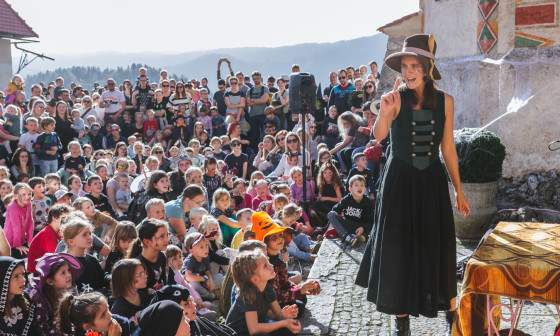 Predstava Čarovniški blues. Foto: Boris Pretnar, vir: Pionirski dom