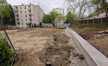 povezovalna greda pilotov
