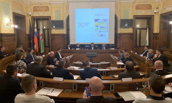 Konstitutivna seja Sveta Ljubljanske urbane regije. Foto vir: RRA LUR