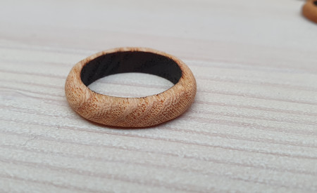 Gleditsia ring