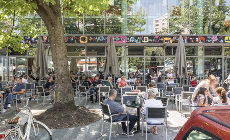 Kino Siska letni vrt photo Aleš Rosa