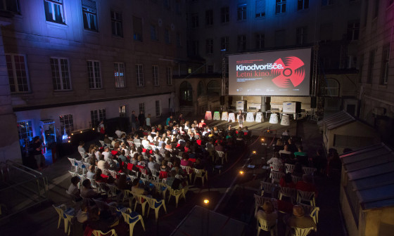 Kinodvorišče. Foto: Domen Pal, arhiv Kinodvor