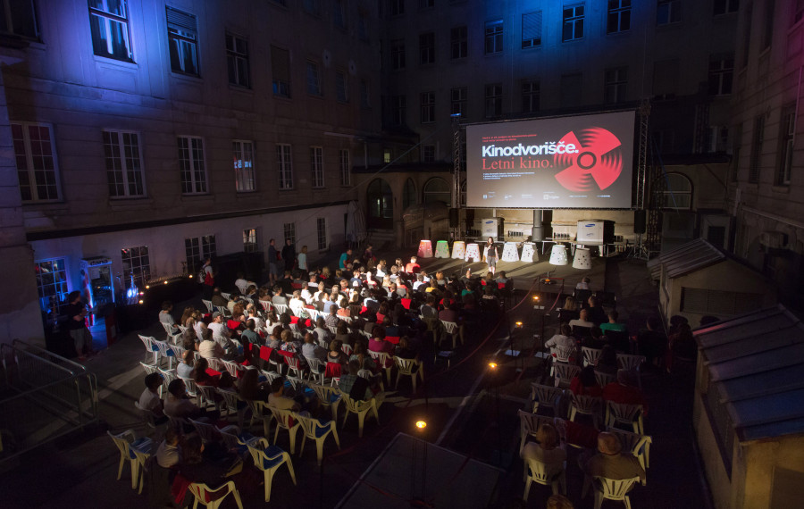 Kinodvorišče. Foto: Domen Pal, arhiv Kinodvor