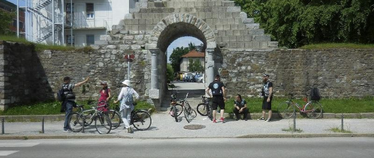 Kolesarski izlet po Plečnikovi Ljubljani. Foto: Kolesarski svet