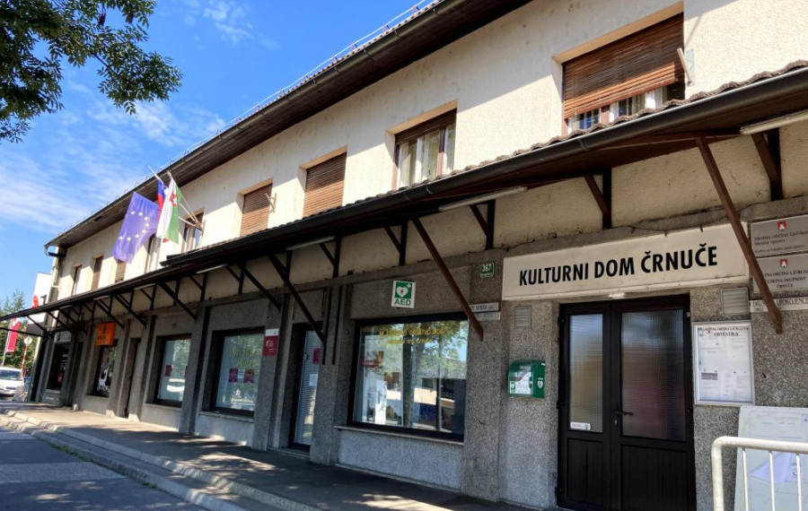 Kulturni dom Crnuce in knjiznica