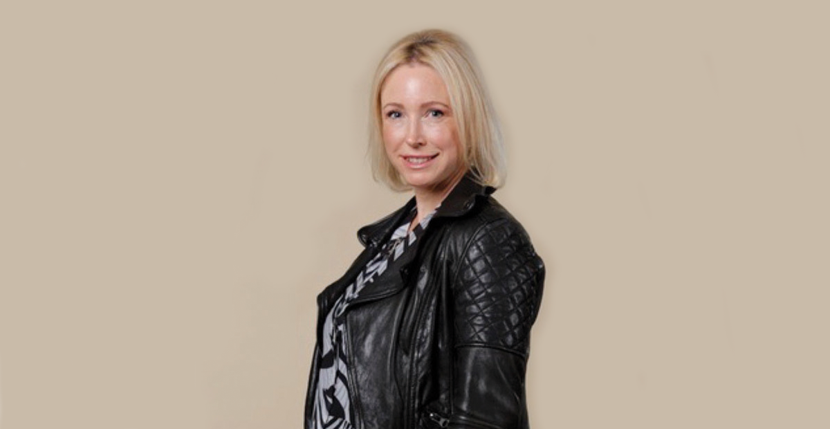 mag. Mojca Lozej