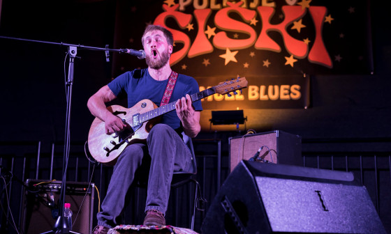 Nastop Samuela Bluesa, 3. avgust 2022. Foto: Aleš Rosa, vir Kino Šiška