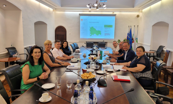 udeleženci sestanka