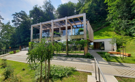 Stavba Na Stolbi. Foto arhiv LG