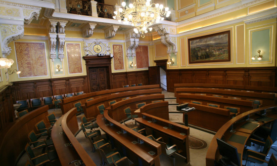 Velika sejna dvorana Mestne hise foto2.miha.fras 004