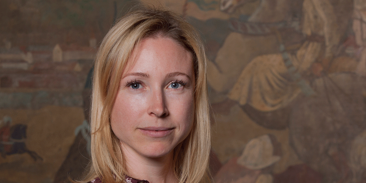 mag. Mojca Lozej