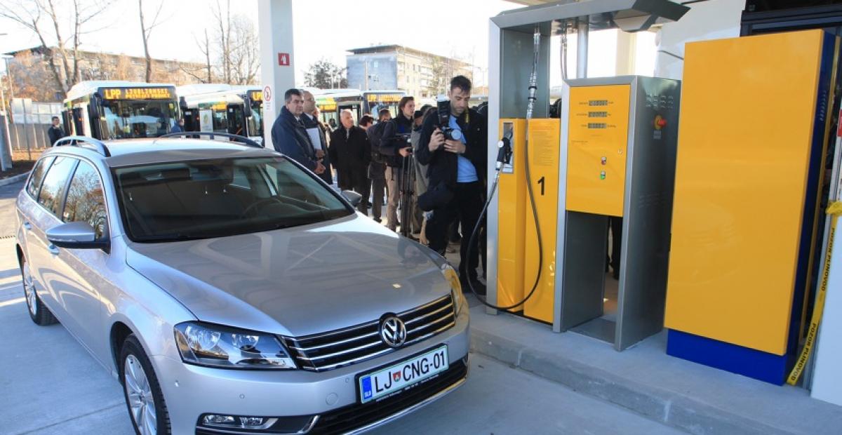 Prva javna polnilnica za vozila na stisnjen zemeljski plin (CNG) v Ljubljani, foto: N. Rovan