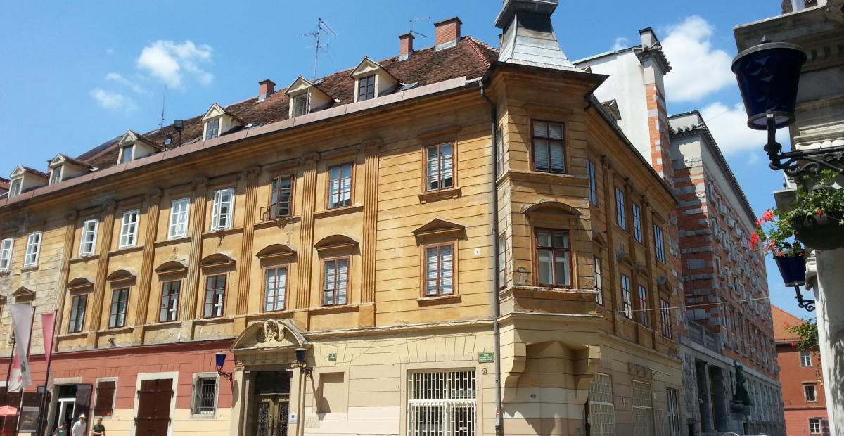 22 Trg Francoske revolucije 7