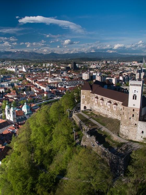 Na Ljubljanski grad z novim turističnim vodnikom » Mestna občina Ljubljana