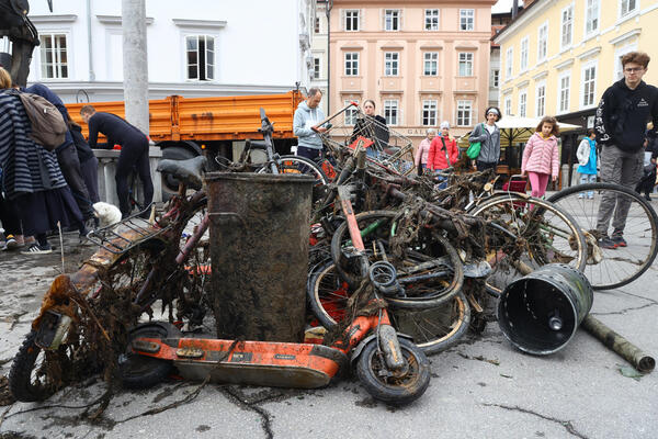 Smeti, ki smo jih leta 2022, pobrali iz Ljubljanice. Foto: N. Rovan 