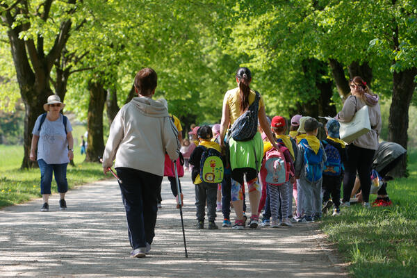 Na Pot ob žici se bodo najprej podali najmlajši. Foto: N. Rovan 