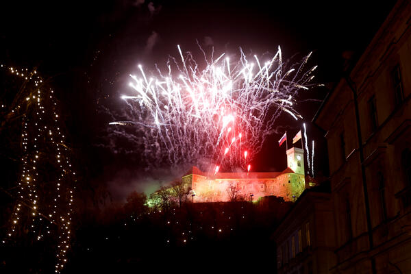 Feux d'artifice du château de Ljubljana.  Photo : N.Rovan