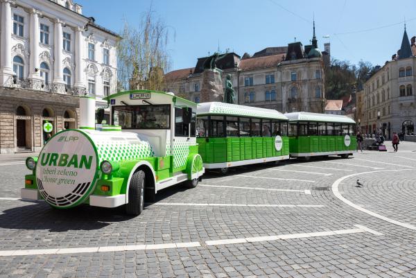 180408 elektricni vlakec Urban Doris Kordic vir LPP